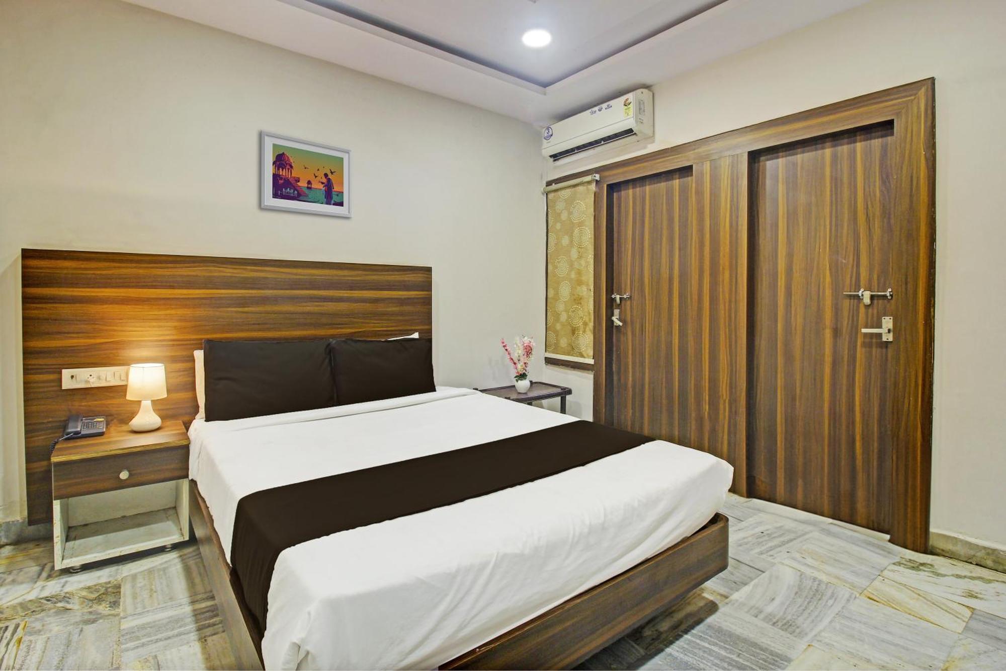 Super O Srujana Hotel Hyderabad
